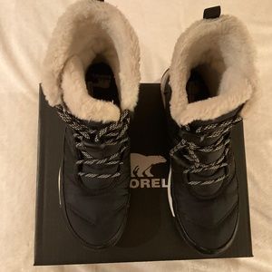 SOREL Girls Black Whitney Short Lace Winter Waterproof Boots size 6